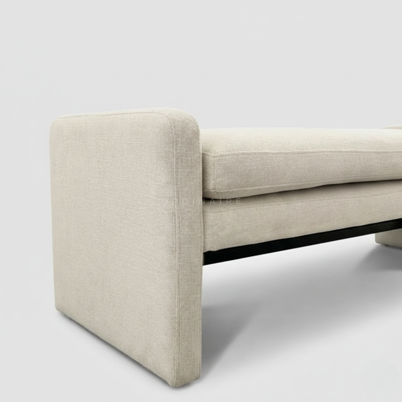 ELORA DAYBED