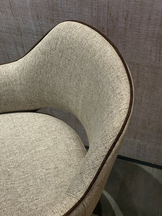 ADRIAN CHAIR