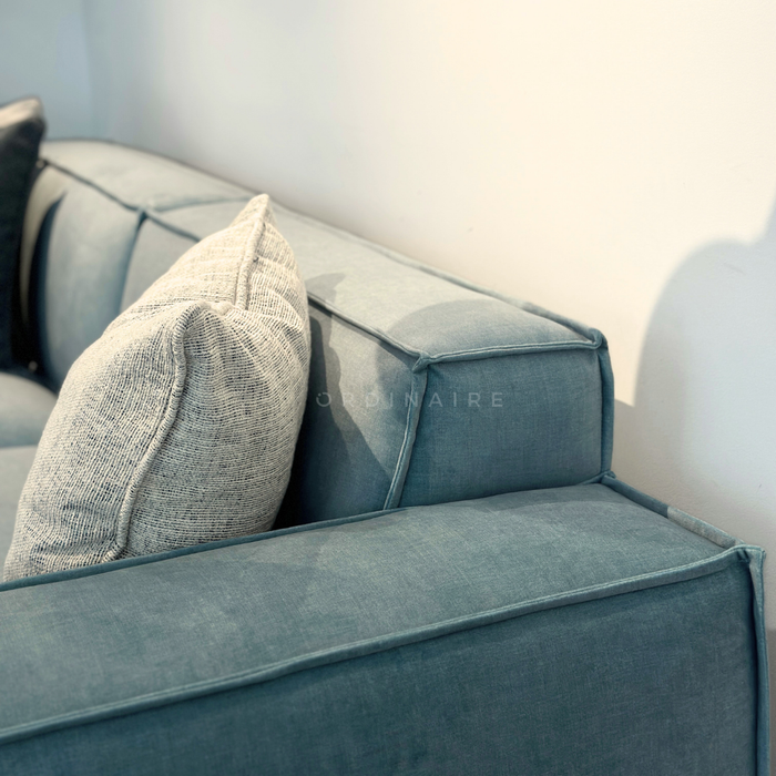 BOLD SOFA (2-Seater)