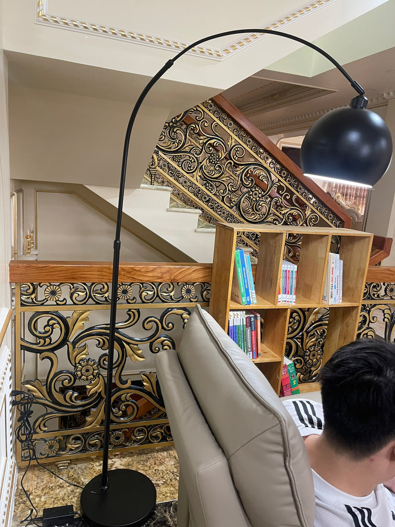 CASSIE FLOOR LAMP