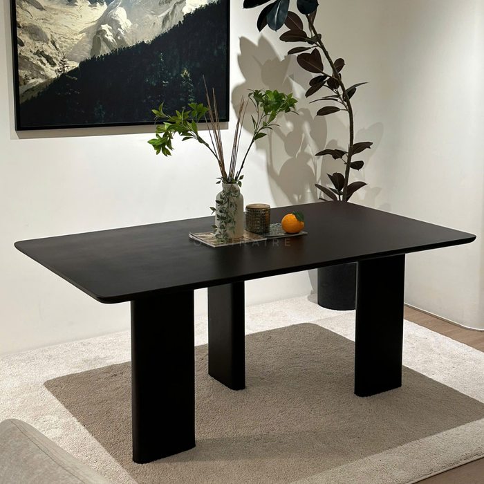 ELAINE DINING TABLE - SAMPLE SALE