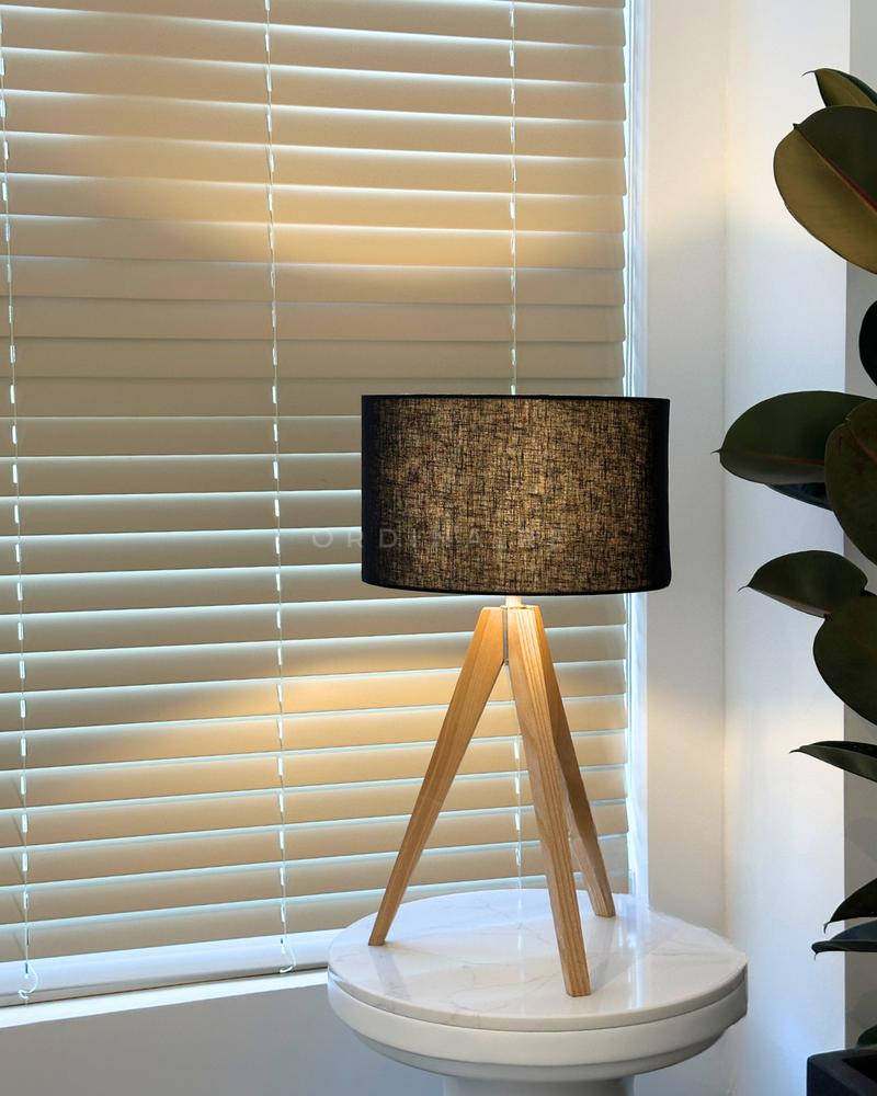 KOHI TABLE LAMP