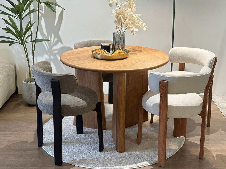 SORA DINING TABLE - SAMPLE SALE