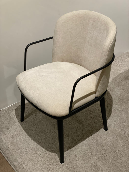 LOUIS CHAIR