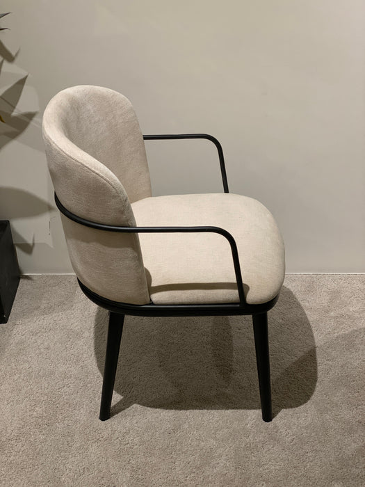 LOUIS CHAIR