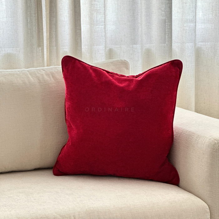 ខ្នើយដ៏ប្រណិត - ១៨៤៣-១