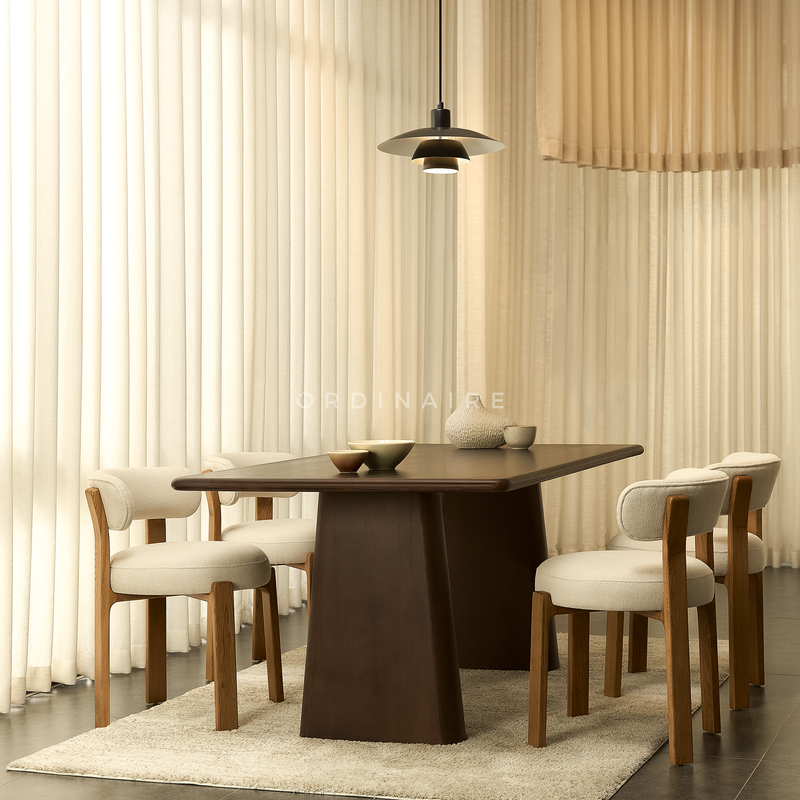 NAGI DINING TABLE