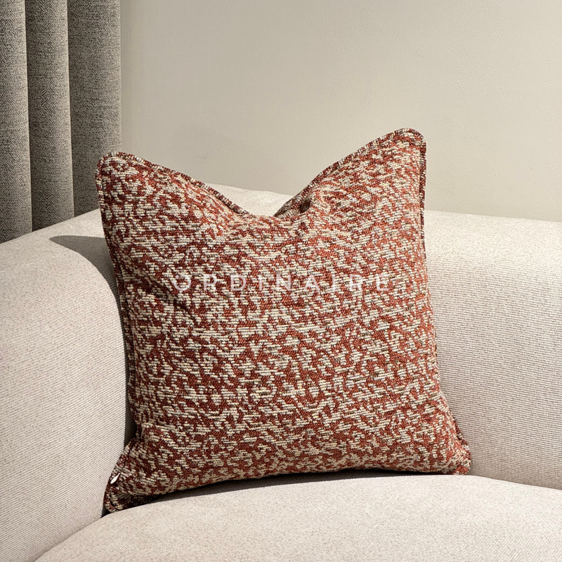 LUXURIOUS PILLOW