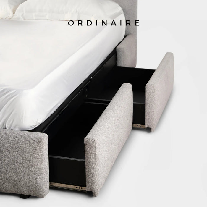 RANDI BED - SAMPLE SALE