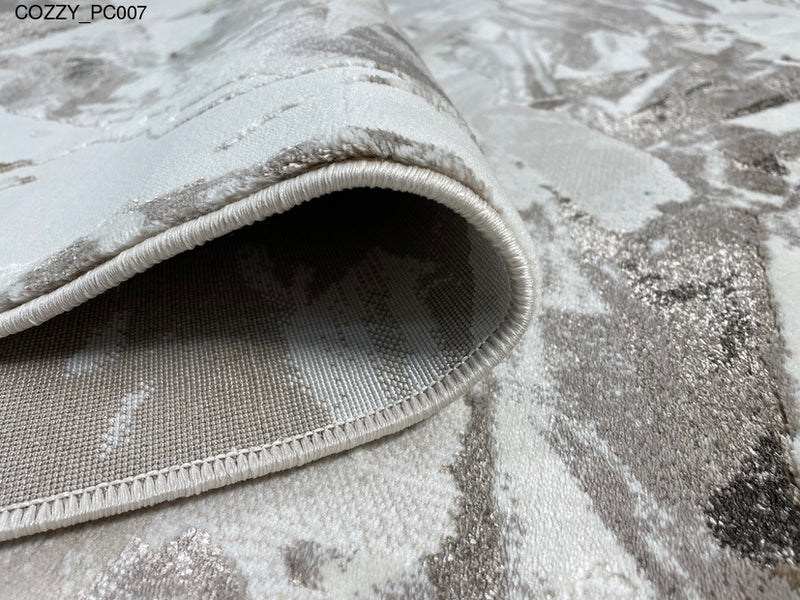 CRYSTAL SHARD RUG