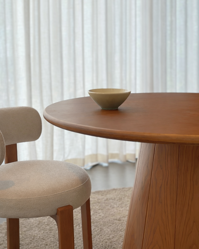 KYO DINING TABLE