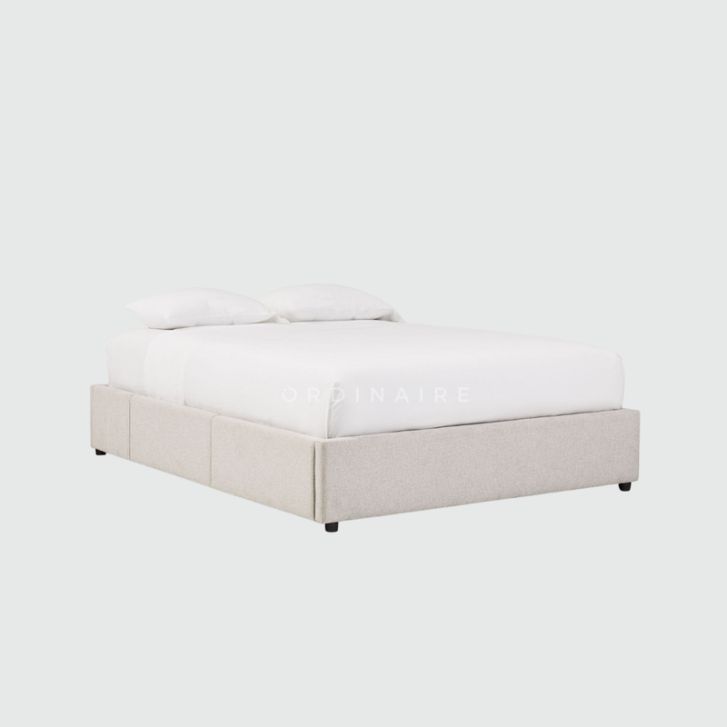 NO HEADBOARD BED
