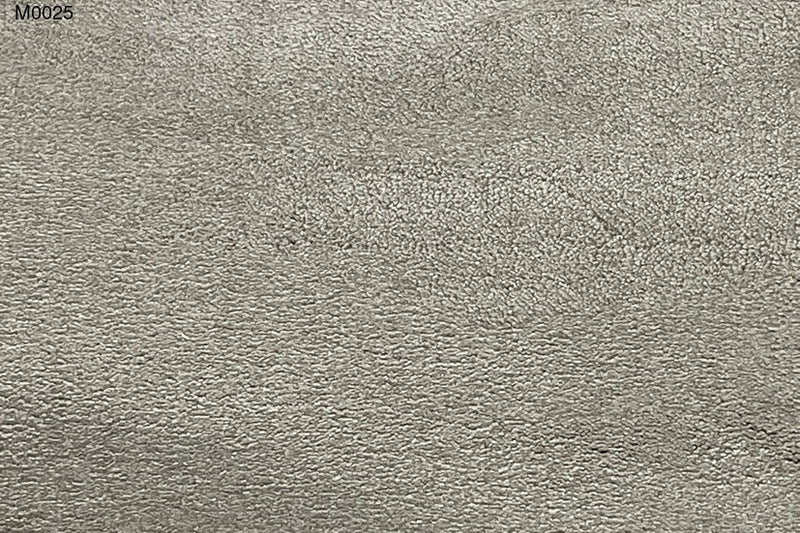 កម្រាលពូកពណ៌ប្រផេះស្រាល